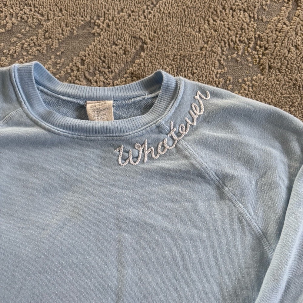 I STOLE MY BOYFRIEND'S SHIRT sweatshirt pullover crewneck embroidered large - Picture 2 of 8